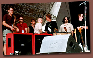 Ole, Martin, ???, Udo, Stagemanager, Olli, Christian